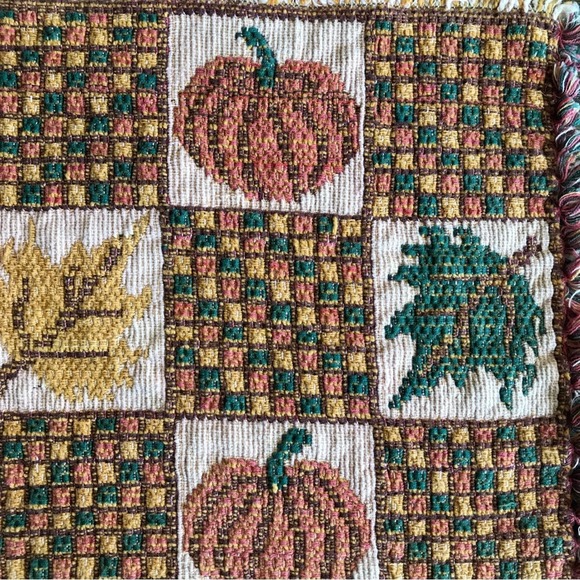 Set  of 4 Vintage Fall Halloween Table Placemats - Picture 4 of 5